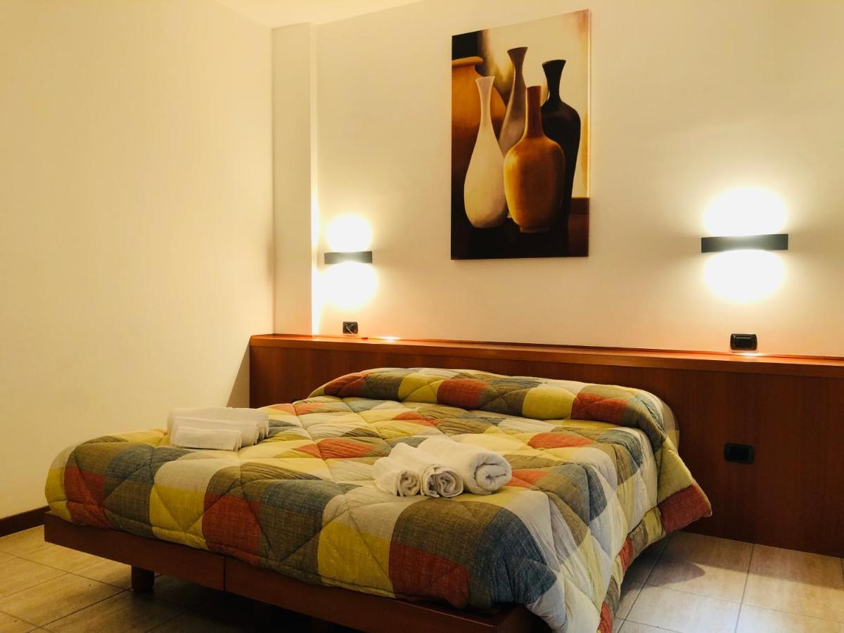 Hotel Softwood Реканаті Екстер'єр фото