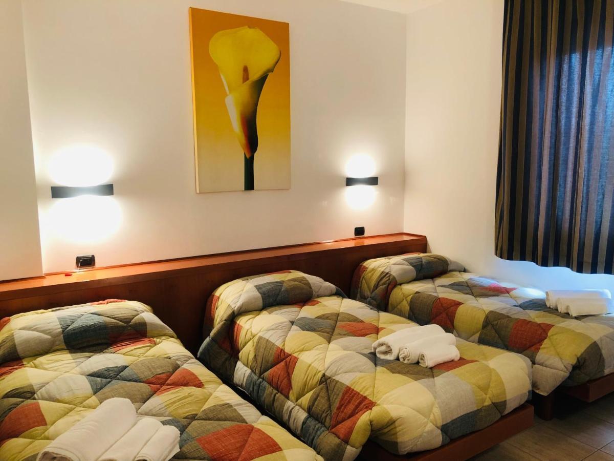 Hotel Softwood Реканаті Екстер'єр фото